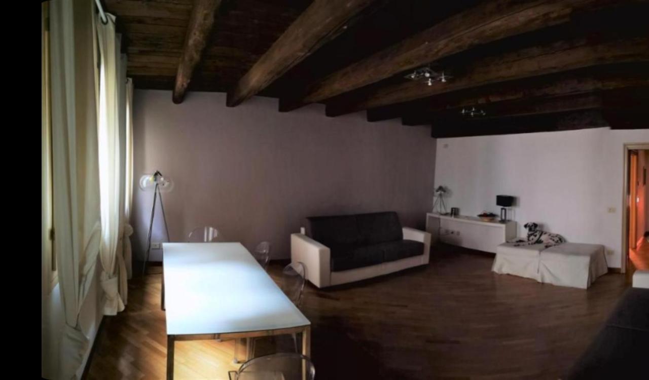 Farolfi Apartments Pepoli โบโลญญา ภายนอก รูปภาพ