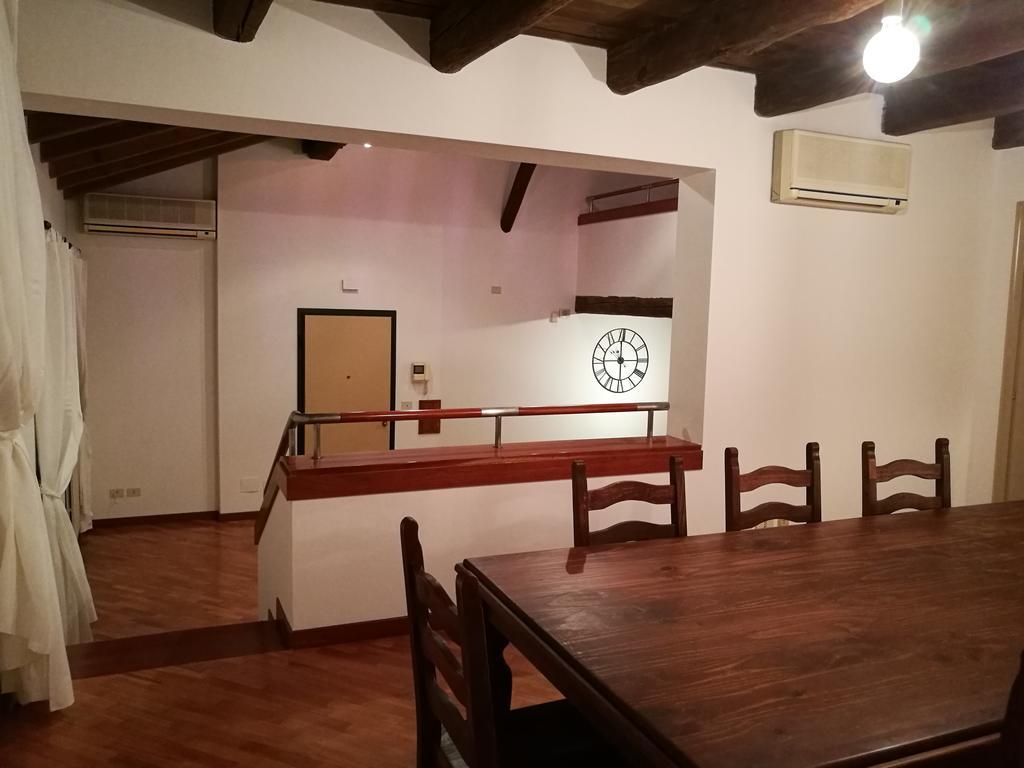Farolfi Apartments Pepoli โบโลญญา ภายนอก รูปภาพ