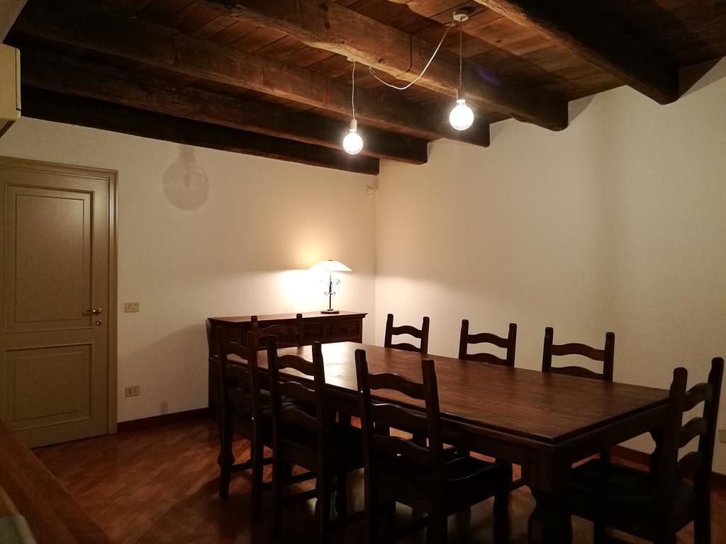 Farolfi Apartments Pepoli โบโลญญา ภายนอก รูปภาพ