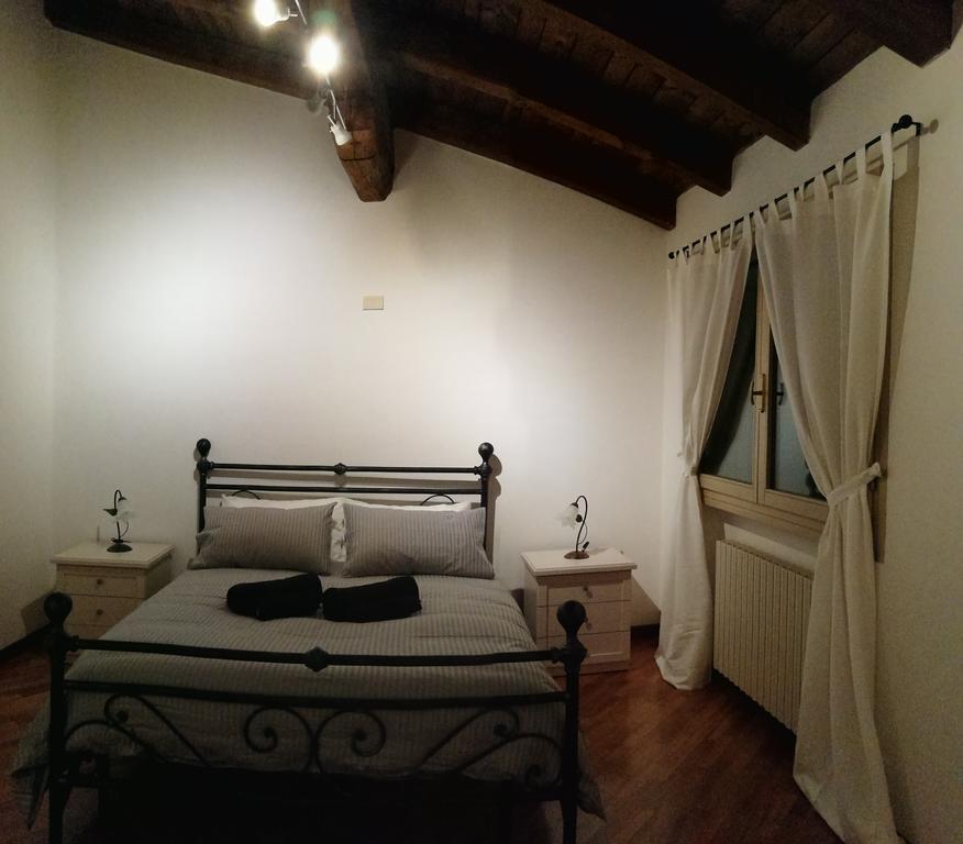 Farolfi Apartments Pepoli โบโลญญา ภายนอก รูปภาพ