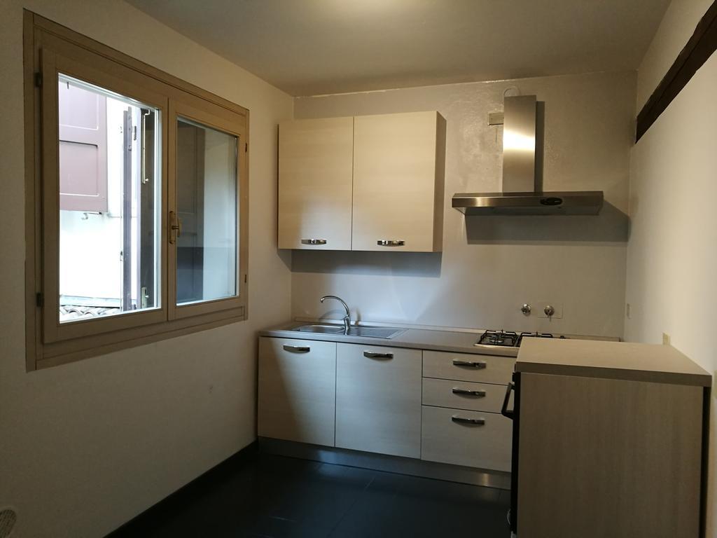 Farolfi Apartments Pepoli โบโลญญา ภายนอก รูปภาพ