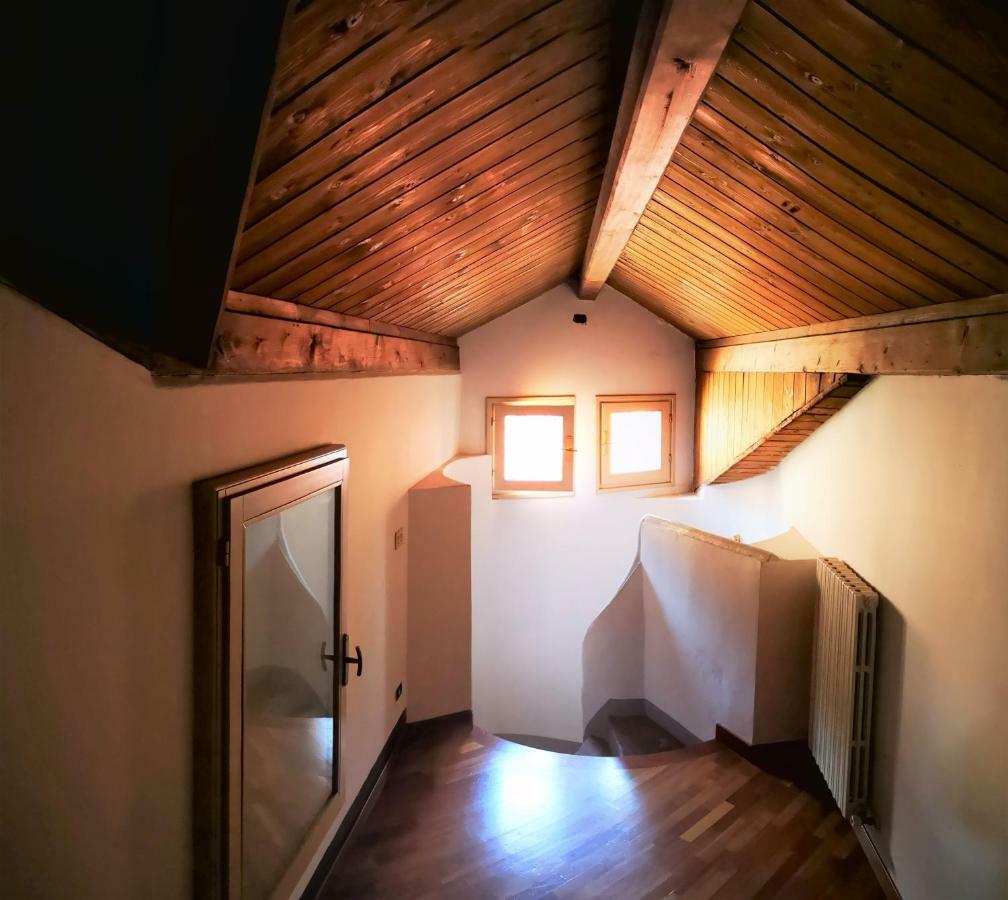 Farolfi Apartments Pepoli โบโลญญา ภายนอก รูปภาพ