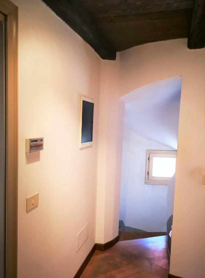 Farolfi Apartments Pepoli โบโลญญา ภายนอก รูปภาพ